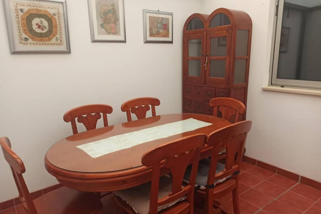 Spacious Apartment Just Few Steps Of The Ocean In La Caleta Адехе Екстериор снимка