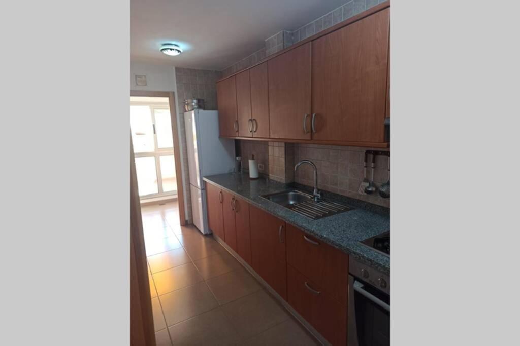 Spacious Apartment Just Few Steps Of The Ocean In La Caleta Адехе Екстериор снимка